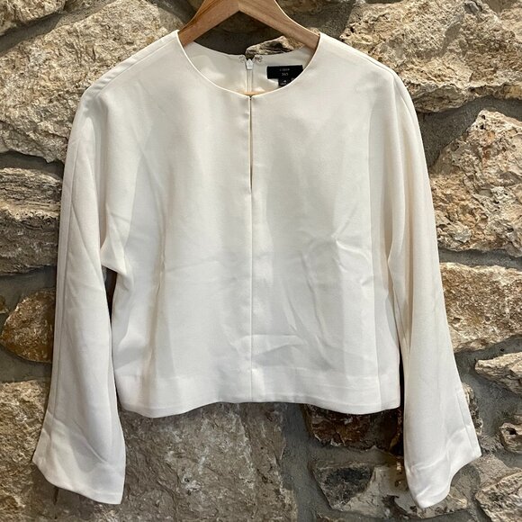 J Crew 365 Ivory Crepe Boxy Crop Tailored Top size 6 - Picture 1 of 9
